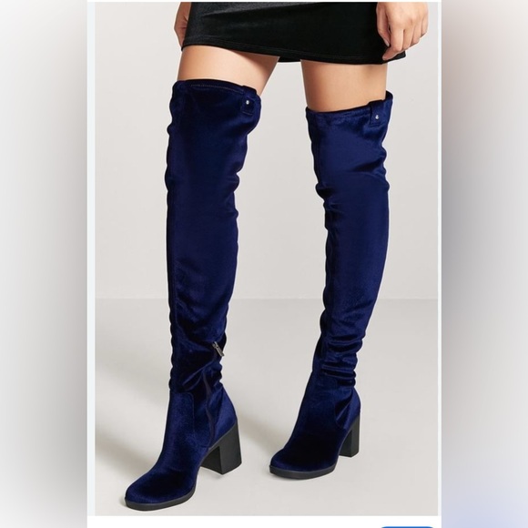 Stunning Velvet Blue Over-the-Knee Boots w/side zip, round toe & block heels🔥🔥🔥 - Picture 10 of 10